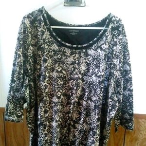 Woman's Plus Size Top
